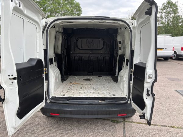 2016 Fiat Doblo 1.3 16V MultiJet - Image 14