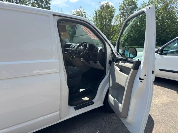 Transporter T28 S-Line TDI BMT - Image 6
