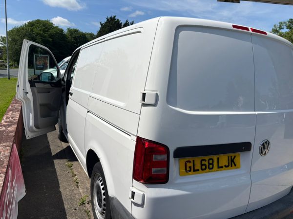 Transporter T28 S-Line TDI BMT - Image 10