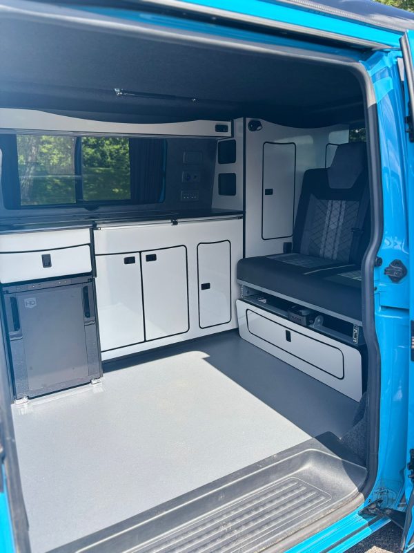 VW Transporter T30 TDI Trendline Campervan Conversion - Image 7