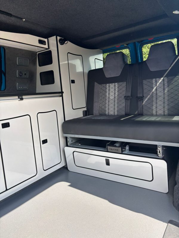 VW Transporter T30 TDI Trendline Campervan Conversion - Image 8