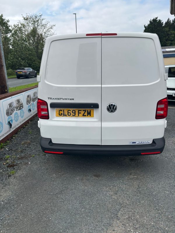 VW TRANSPORTER T28 STARTLINE TDI - Image 5