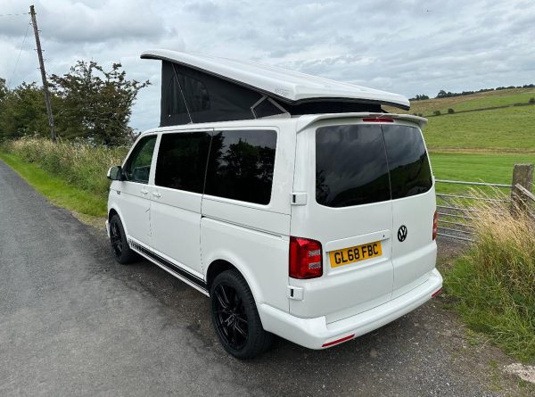 VW Transporter T30 TDI Trendline Campervan Conversion - Image 10