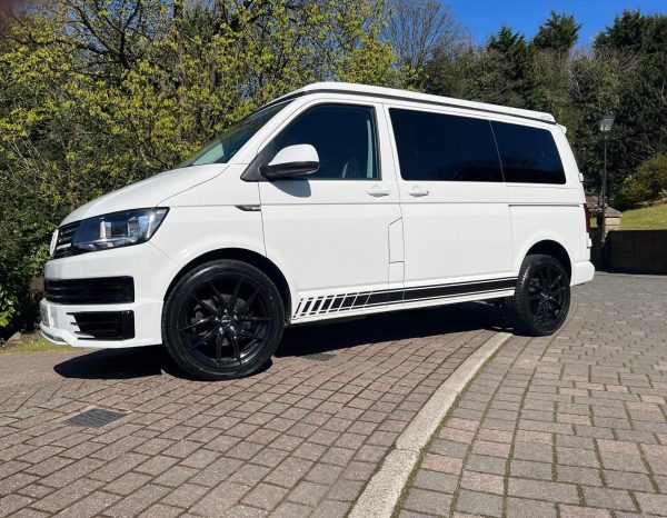 VW Transporter T30 TDI Trendline Campervan Conversion - Image 11