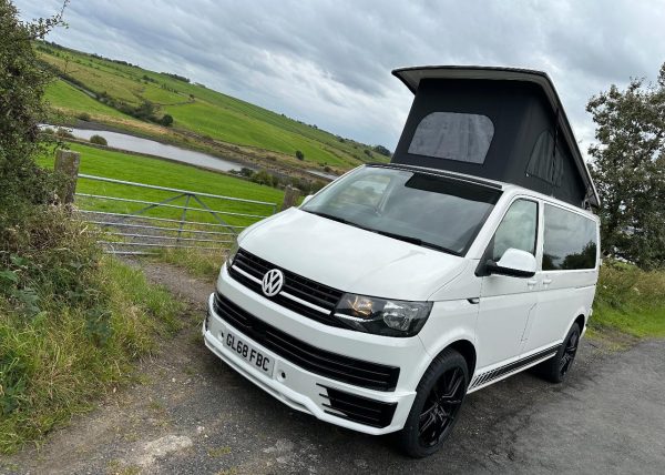 VW Transporter T30 TDI Trendline Campervan Conversion - Image 9